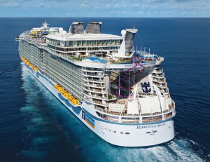 Harmony_of_the_Seas_View-3-Rear-Aerial - Copia