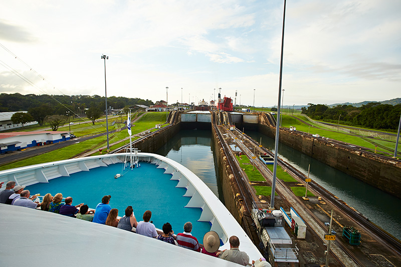 Caribbean Princess prima nave Neo-Panamax ad attraversare il Canale di Panama