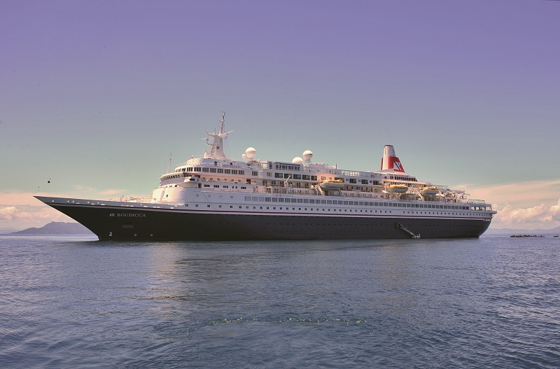 Boudicca ad Aliaga. Inizia la fine delle prime navi di lusso con cui debuttò Royal Viking Line.