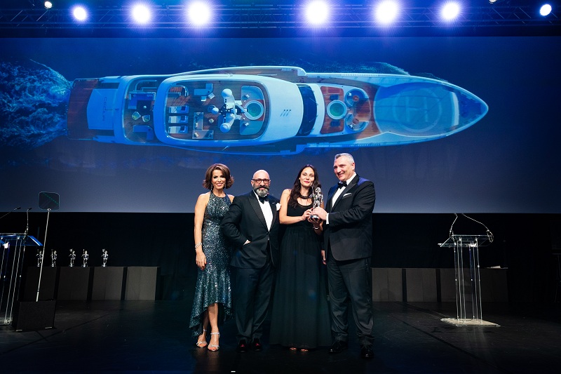 Wider 165 trionfa ai World Superyacht Awards 2019