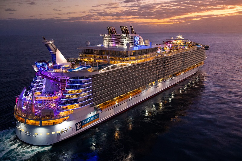 Oasis of the Seas torna in servizio dopo il restyling da 165 milioni di dollari