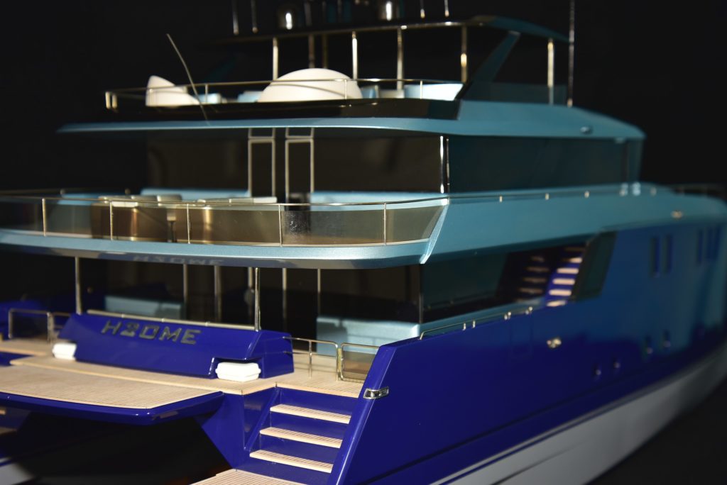 Il design rivoluzionario di Amasea 84 definisce nuovi standard per i catamarani di lusso