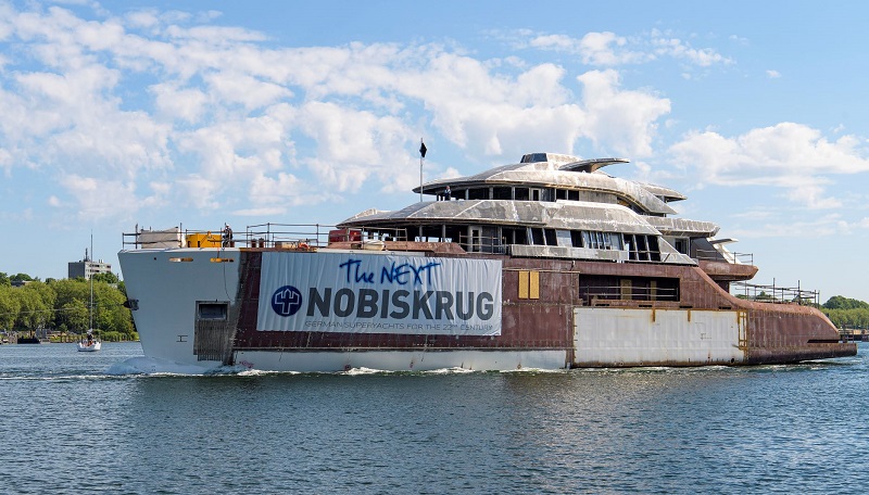 Project 794 di Nobiskgrug trasferito a Rendsburg per i lavori di allestimento