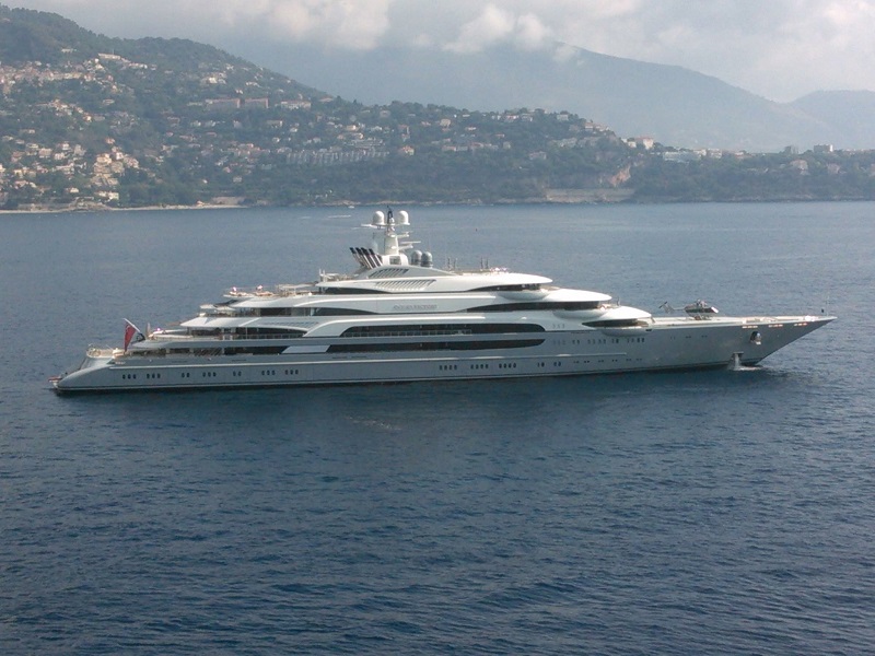 Anche gli yacht sono tutelati dal diritto di autore come disegni e opere di architettura