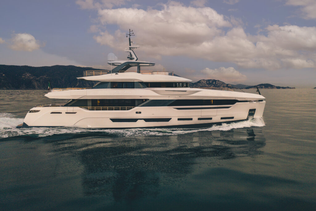 Consegnato il M/Y Run Away, l’ultima costruzione firmata CCN