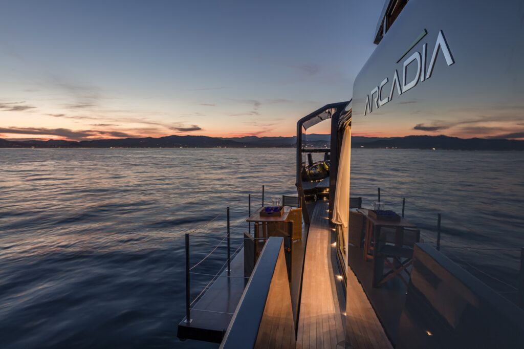 I brand del design più esclusivi sono a bordo dell’Arcadia A105 “Sea Coral 2”