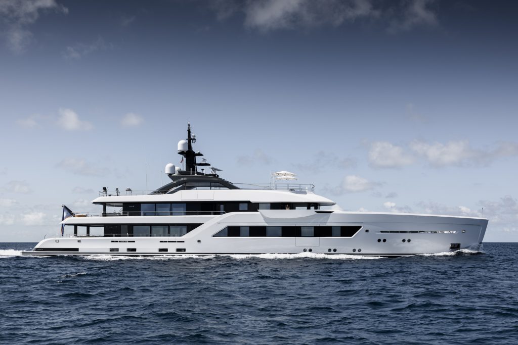 Svelati gli interni di Entourage, secondo superyacht della gamma Amels 60