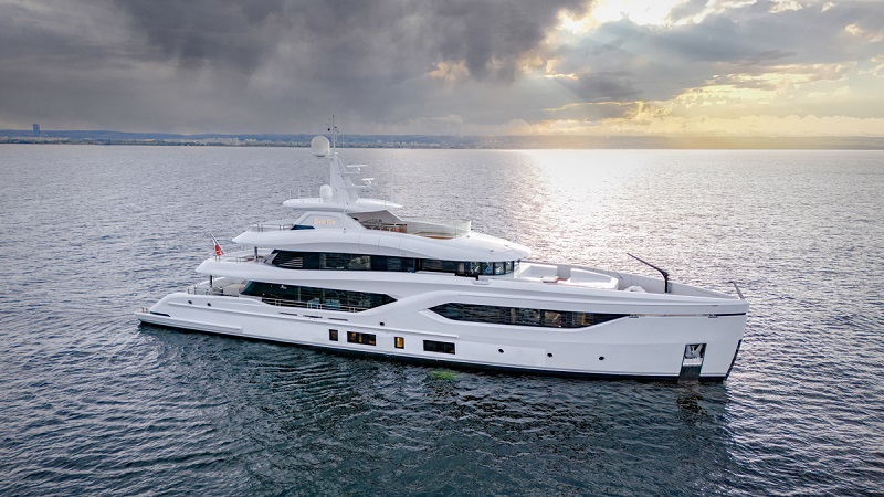 Varato M/Y Extra Time, il secondo 44 metri semi-custom di Conrad Shipyard